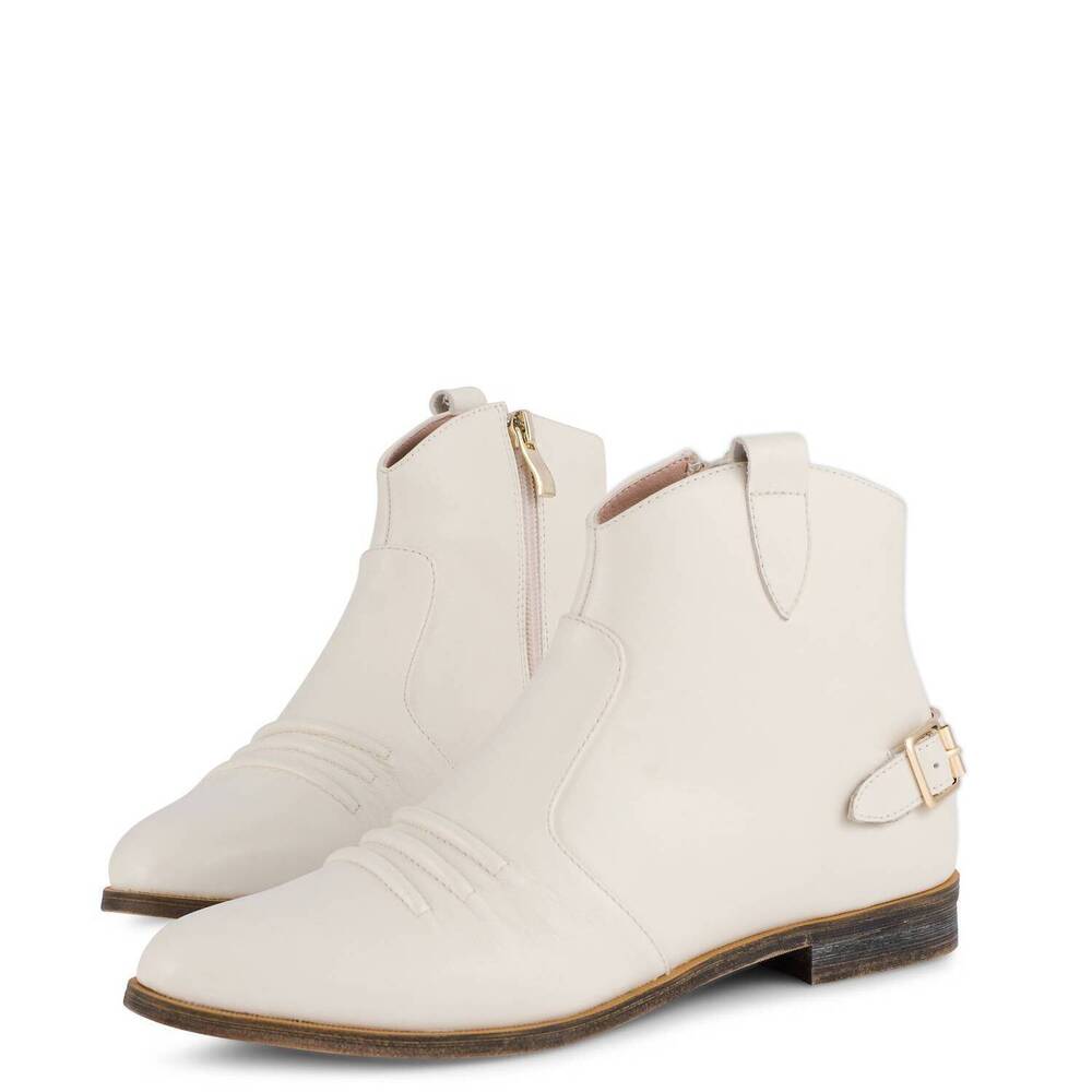 NEW MELYANN essee bootie in ivory leather